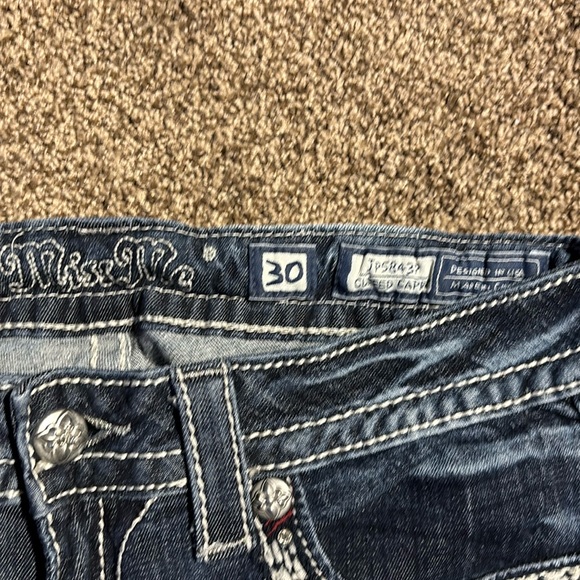 Women’s size 30 Miss me Capri - Picture 4 of 7
